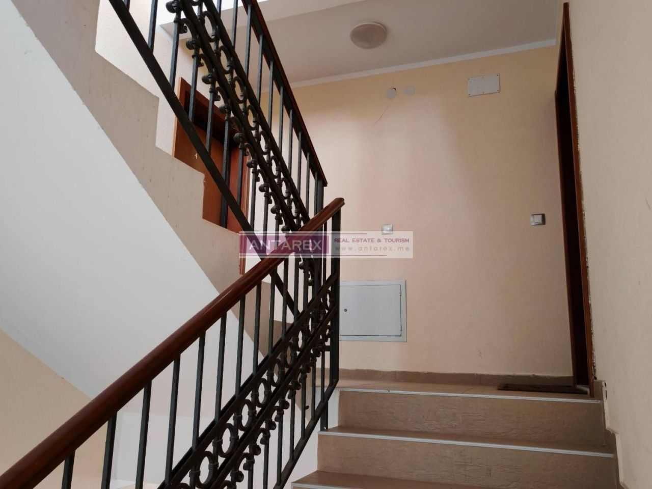 Апартаменты в Петроваце, Черногория, 85 м² - фото 15