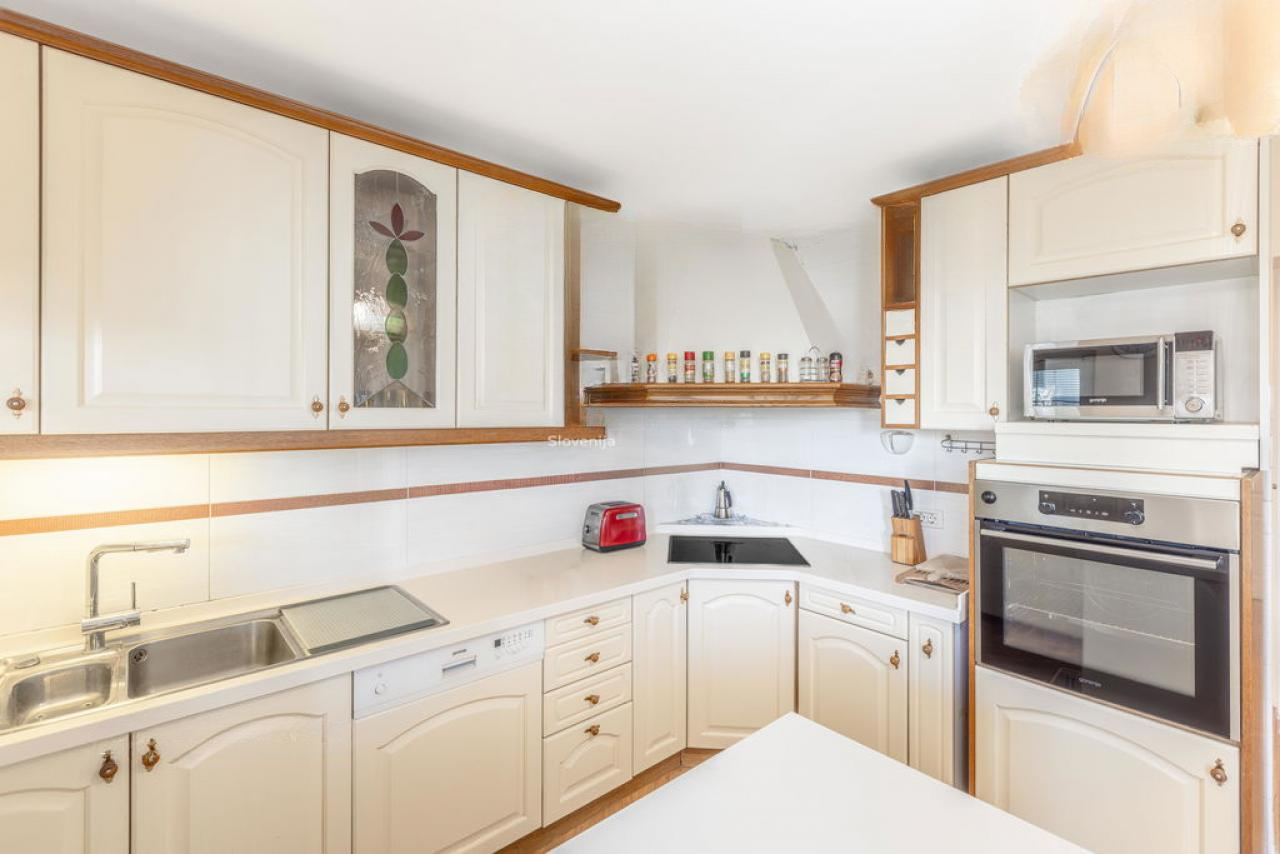 Дом в Копере, Словения, 528 м² - фото 4