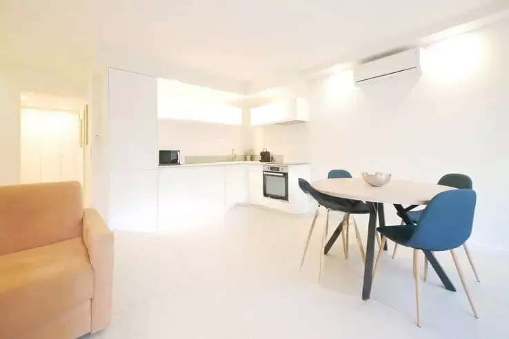 Квартира в Каннах, Франция, 47 м² - фото 2