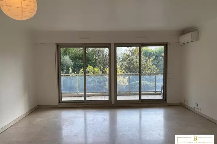 Квартира в Каннах, Франция, 37 м² - фото 2