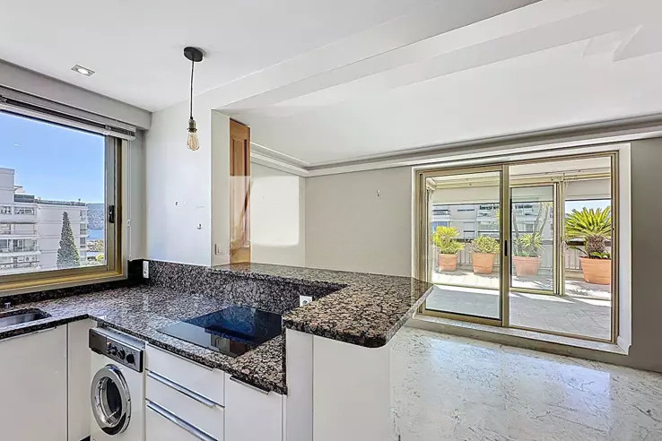 Квартира в Каннах, Франция, 46 м² - фото 2