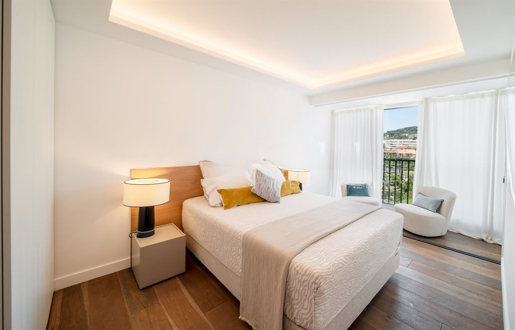 Квартира в Каннах, Франция, 94 м² - фото 13