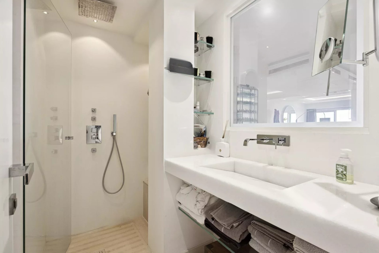 Квартира в Каннах, Франция, 100 м² - фото 13