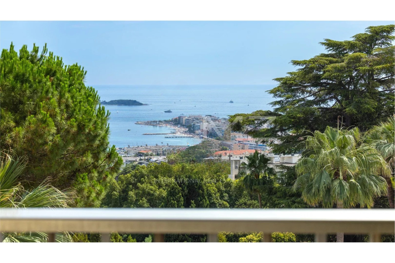 Квартира в Каннах, Франция, 123 м² - фото 14