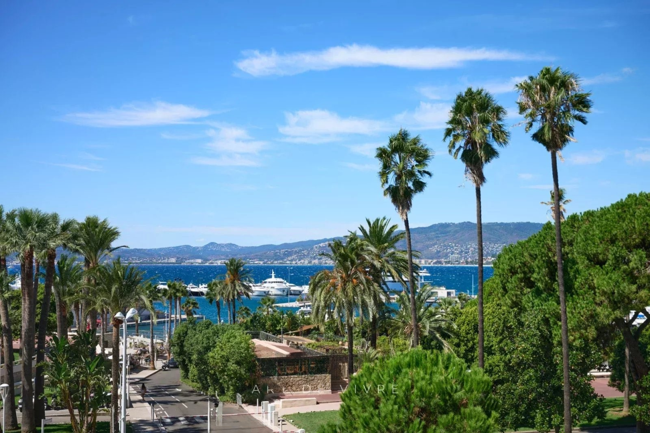 Квартира в Каннах, Франция, 161 м² - фото 15