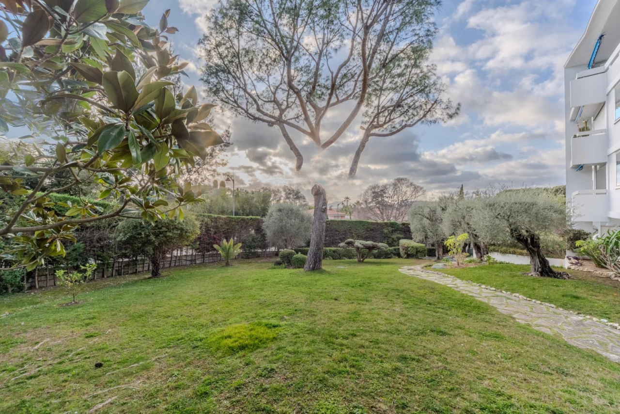 Квартира в Каннах, Франция, 105 м² - фото 16