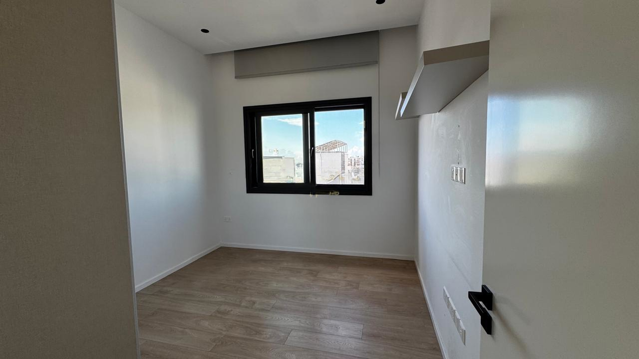 Квартира в Айос-Атанасиосе, Кипр, 184 м² - фото 18