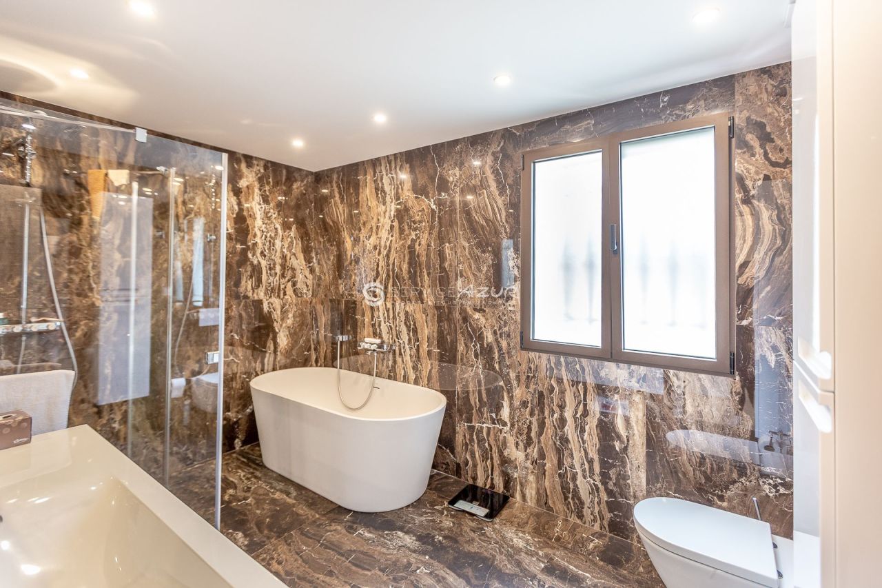 Вилла в Кань-Сюр-Мере, Франция, 250 м² - фото 17