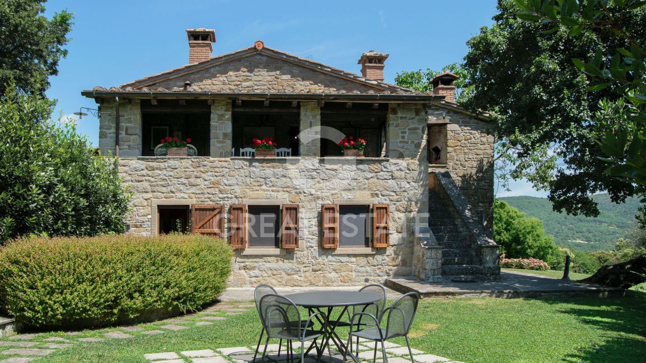 Дом Castel Focognano, Италия, 360 м² - фото 7