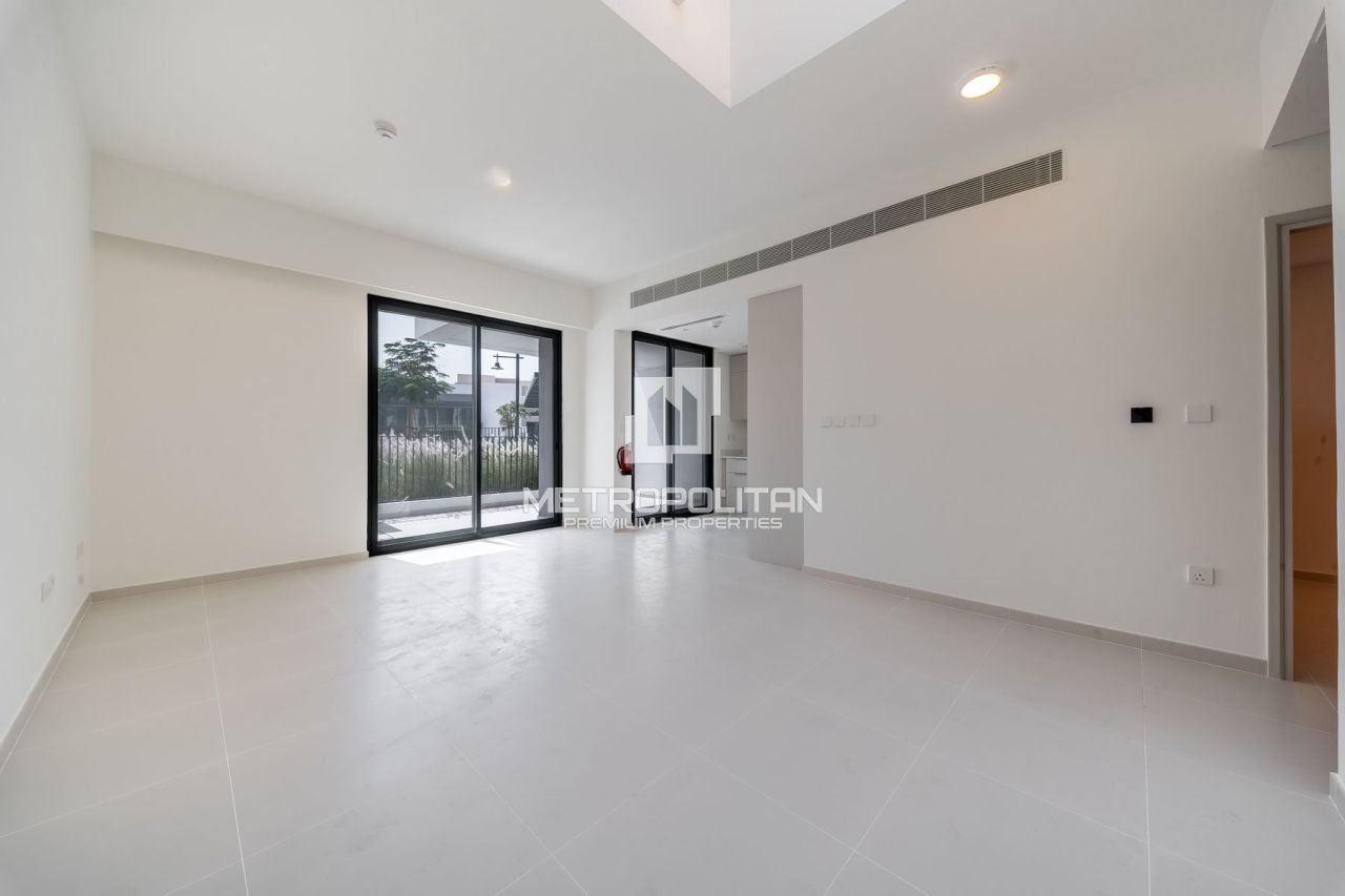 Таунхаус в Дубае, ОАЭ, 215 м² - фото 2