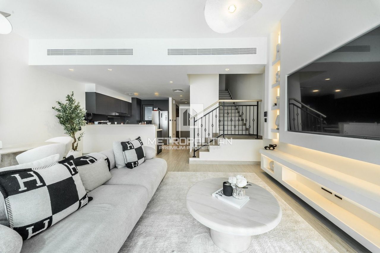 Таунхаус в Дубае, ОАЭ, 264 м² - фото 3