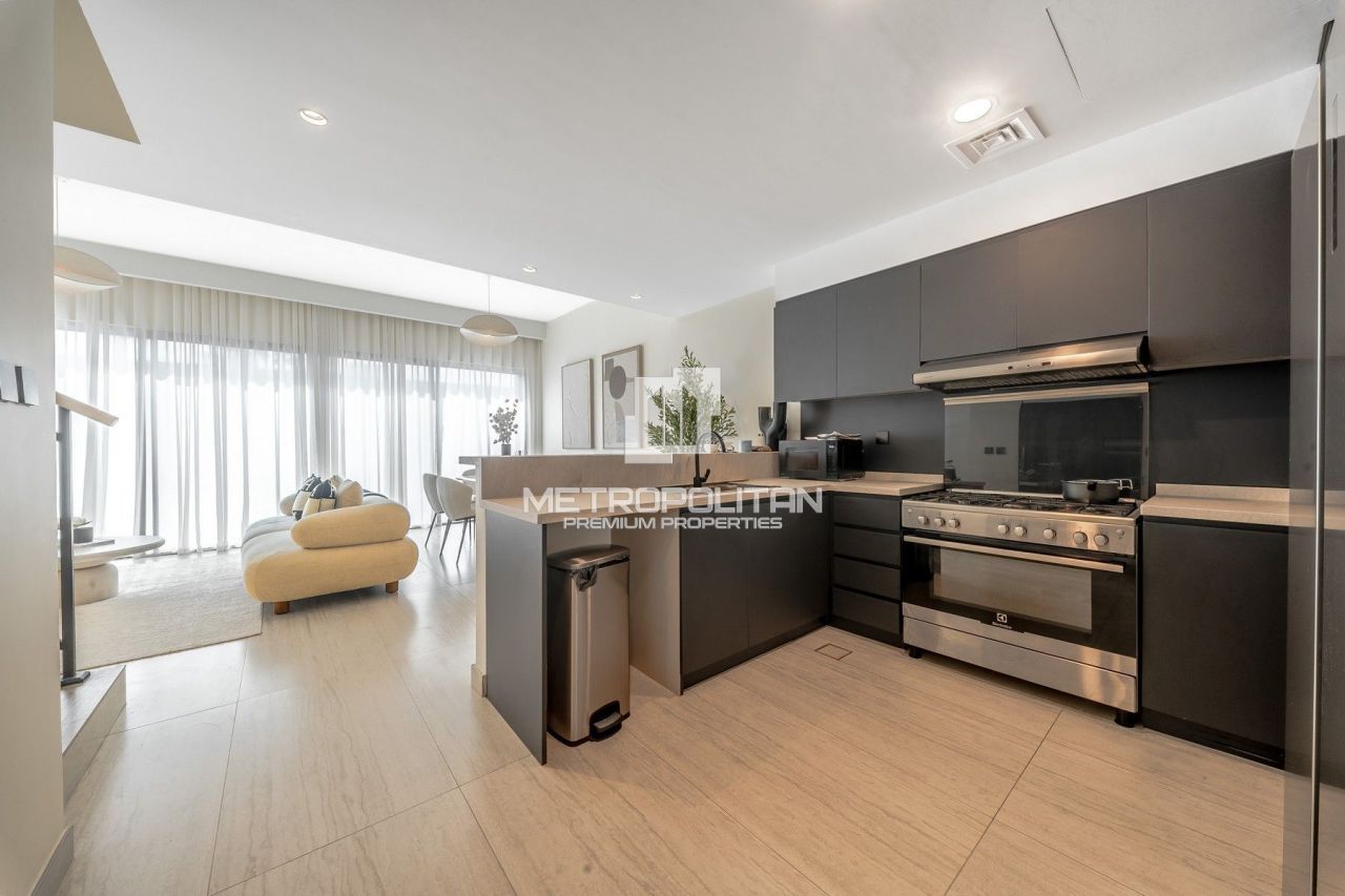 Таунхаус в Дубае, ОАЭ, 264 м² - фото 4