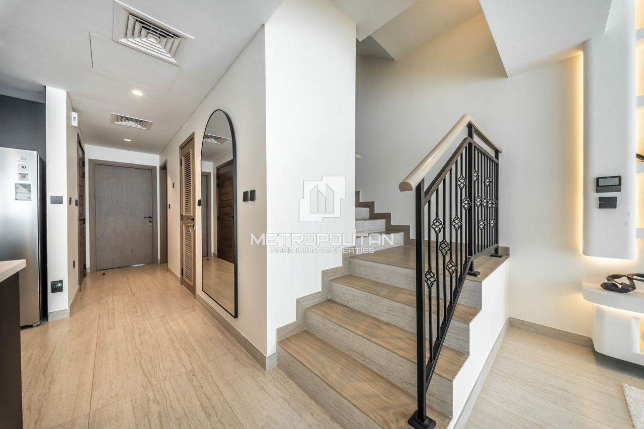 Таунхаус в Дубае, ОАЭ, 264 м² - фото 9