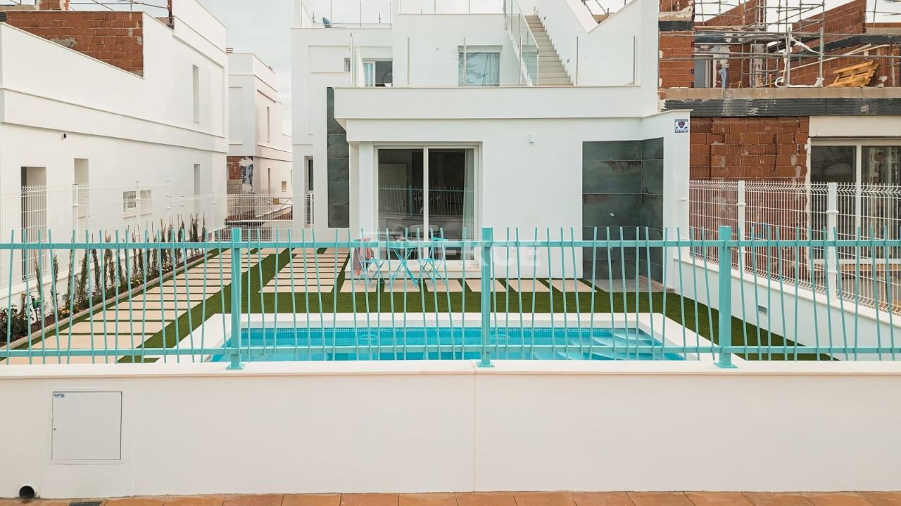 Вилла в Лос Алькасарес, Испания, 197 м² - фото 4