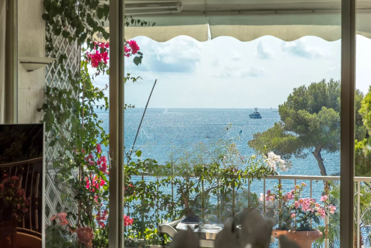 Квартира в Каннах, Франция, 103 м² - фото 1