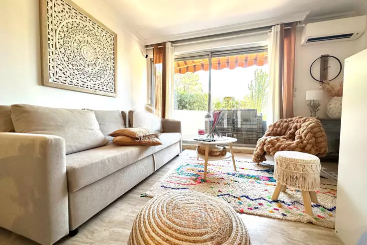 Квартира в Каннах, Франция, 32 м² - фото 1