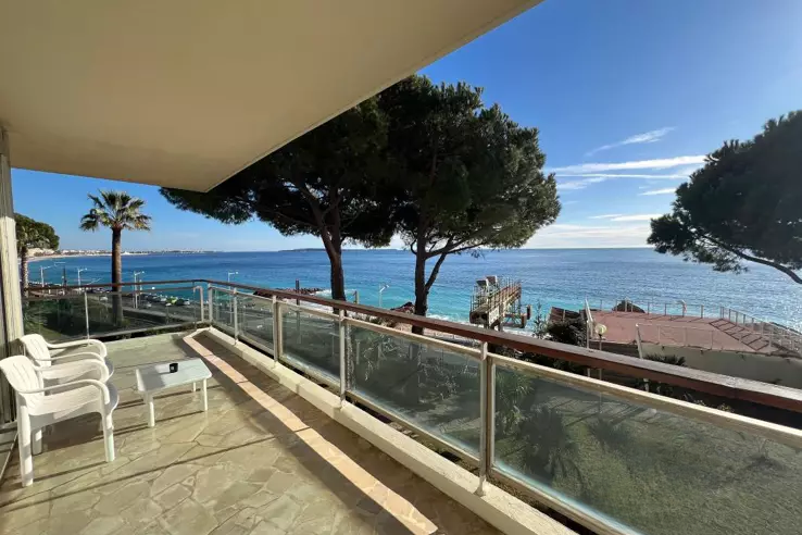 Квартира в Каннах, Франция, 46 м² - фото 1