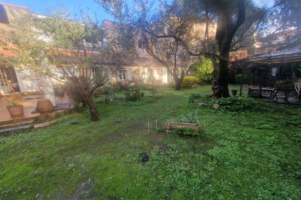 Квартира в Каннах, Франция, 220 м² - фото 1