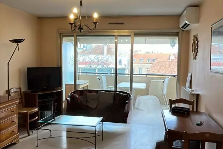 Квартира в Каннах, Франция, 40 м² - фото 1