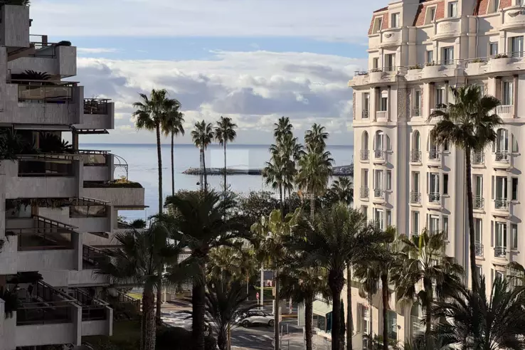 Квартира в Каннах, Франция, 105 м² - фото 1