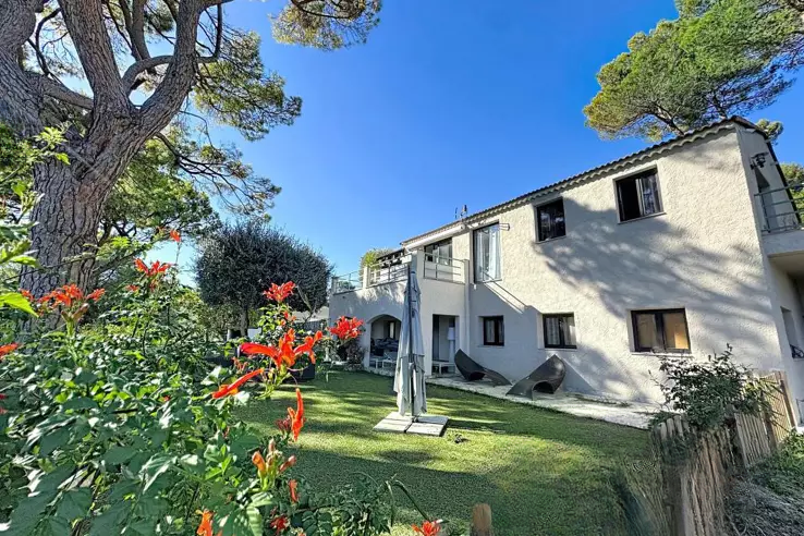 Квартира в Каннах, Франция, 193 м² - фото 1