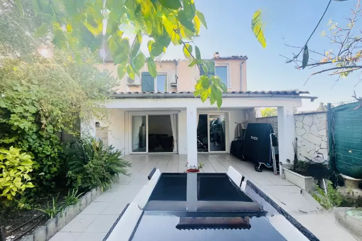 Квартира в Каннах, Франция, 85 м² - фото 1