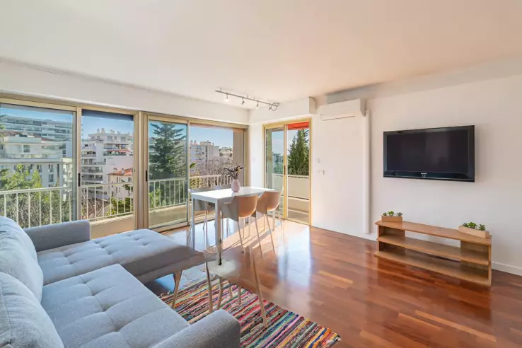 Квартира в Каннах, Франция, 66 м² - фото 1