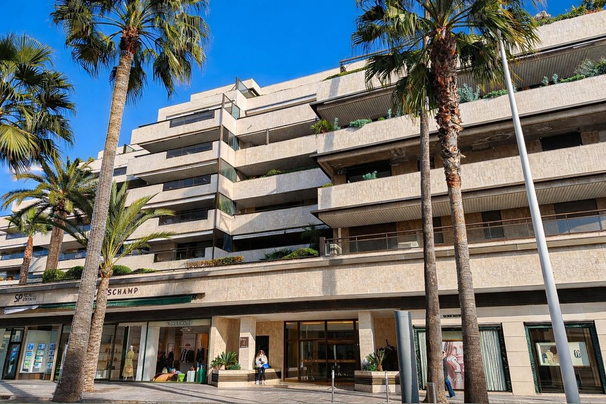 Квартира в Каннах, Франция, 84 м² - фото 1