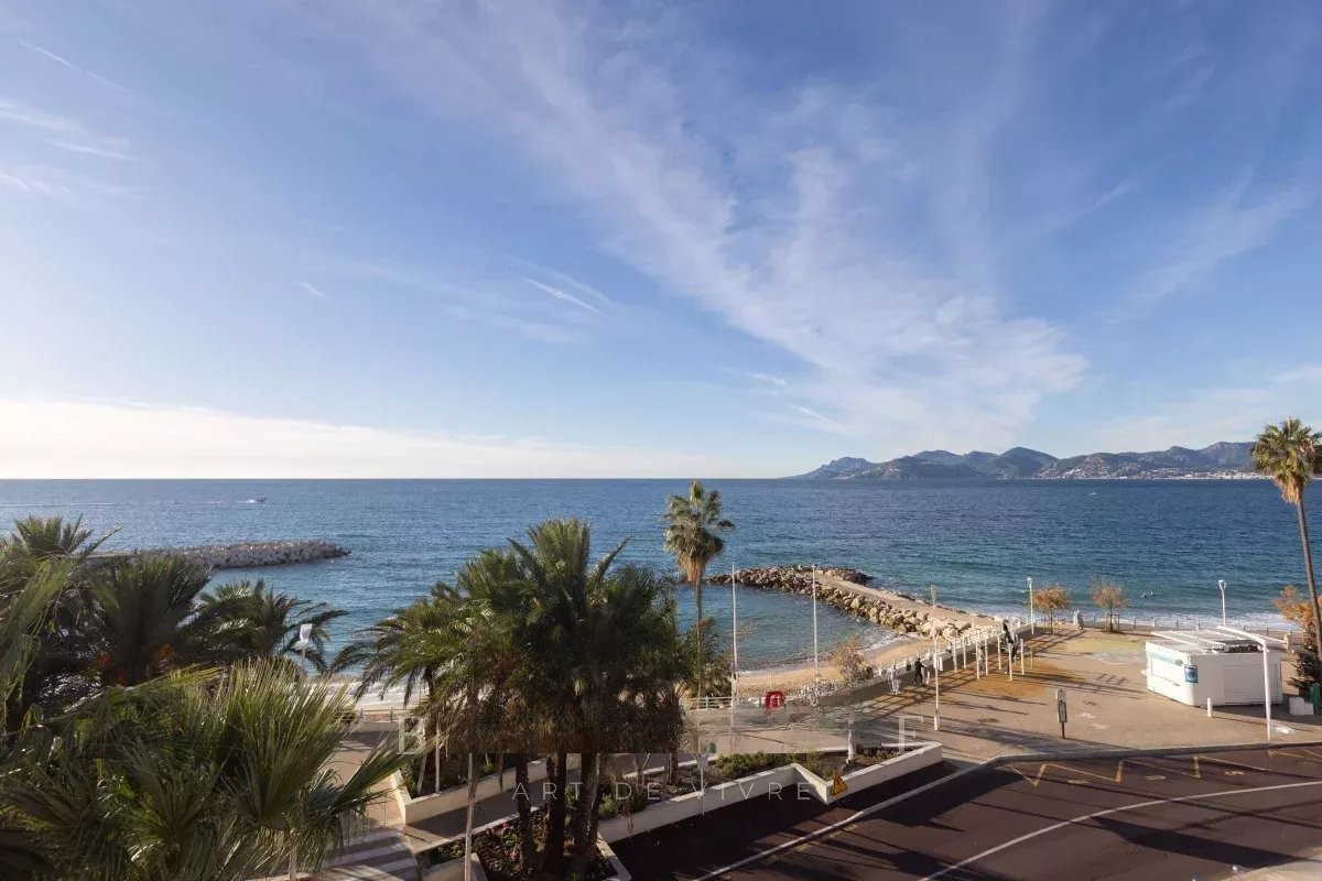 Квартира в Каннах, Франция, 120 м² - фото 1