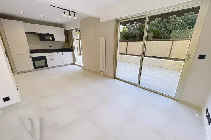 Квартира в Каннах, Франция, 36 м² - фото 1