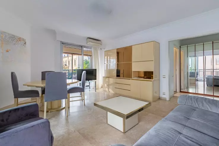 Квартира в Каннах, Франция, 74 м² - фото 1