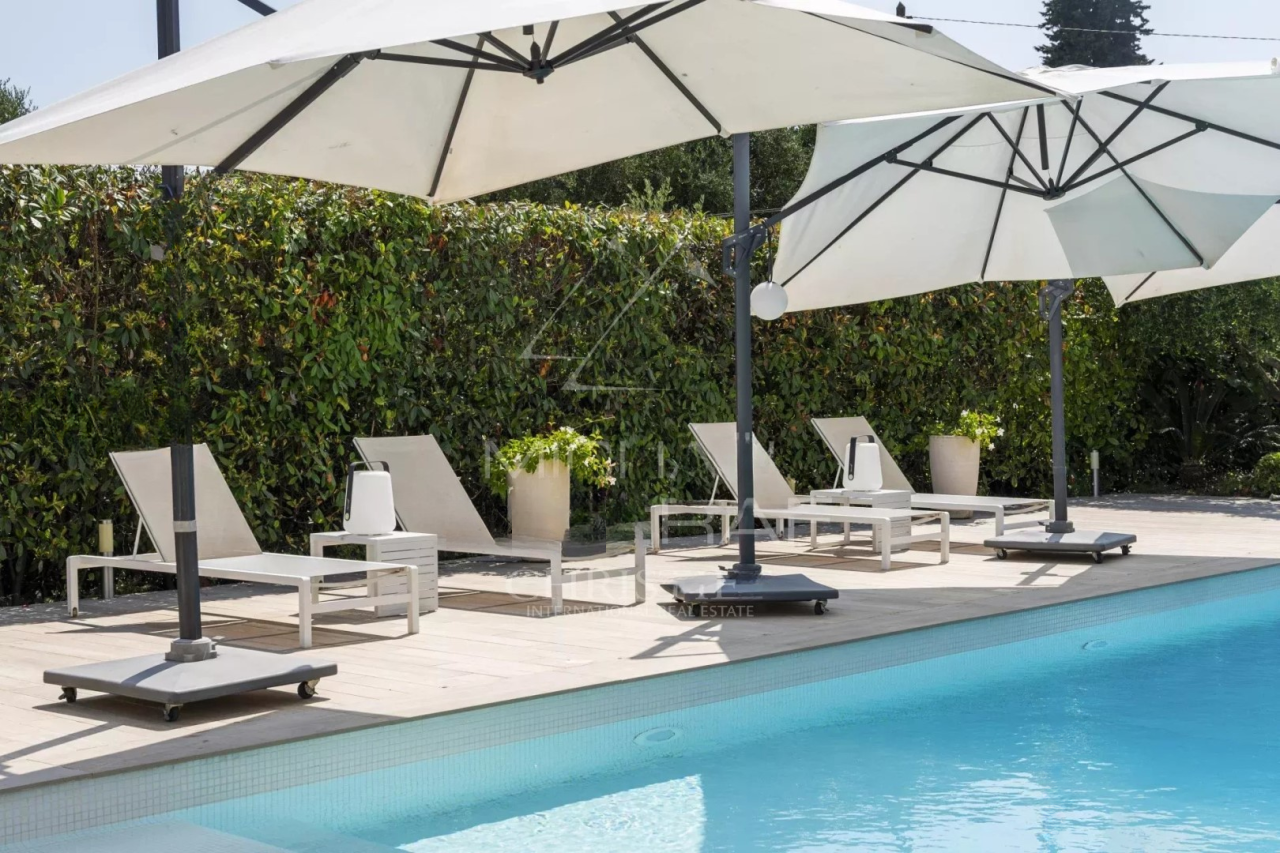 Квартира в Каннах, Франция, 235 м² - фото 2