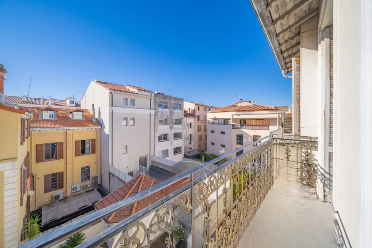 Квартира в Каннах, Франция, 85 м² - фото 2