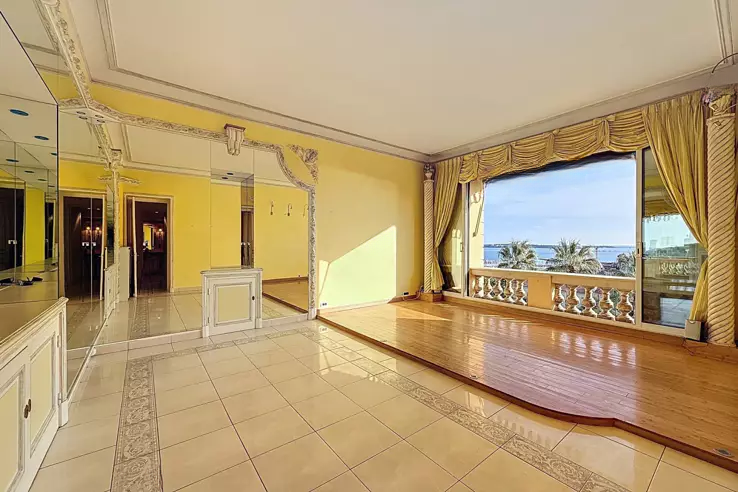 Квартира в Каннах, Франция, 61 м² - фото 2