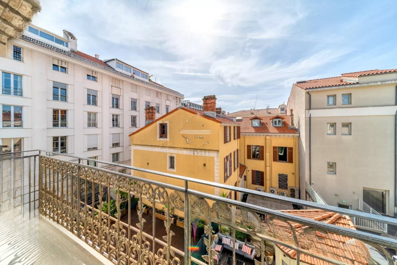 Квартира в Каннах, Франция, 85 м² - фото 7