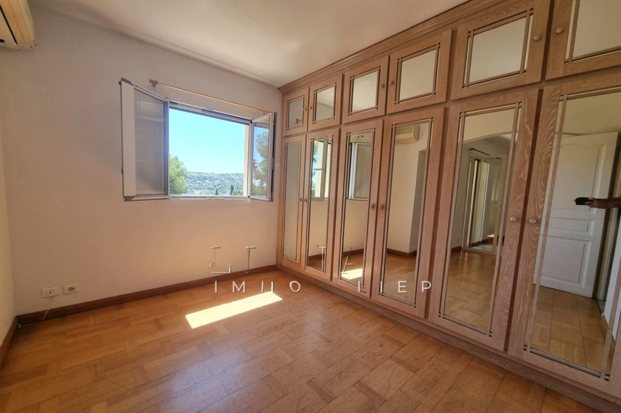 Квартира в Каннах, Франция, 90 м² - фото 11