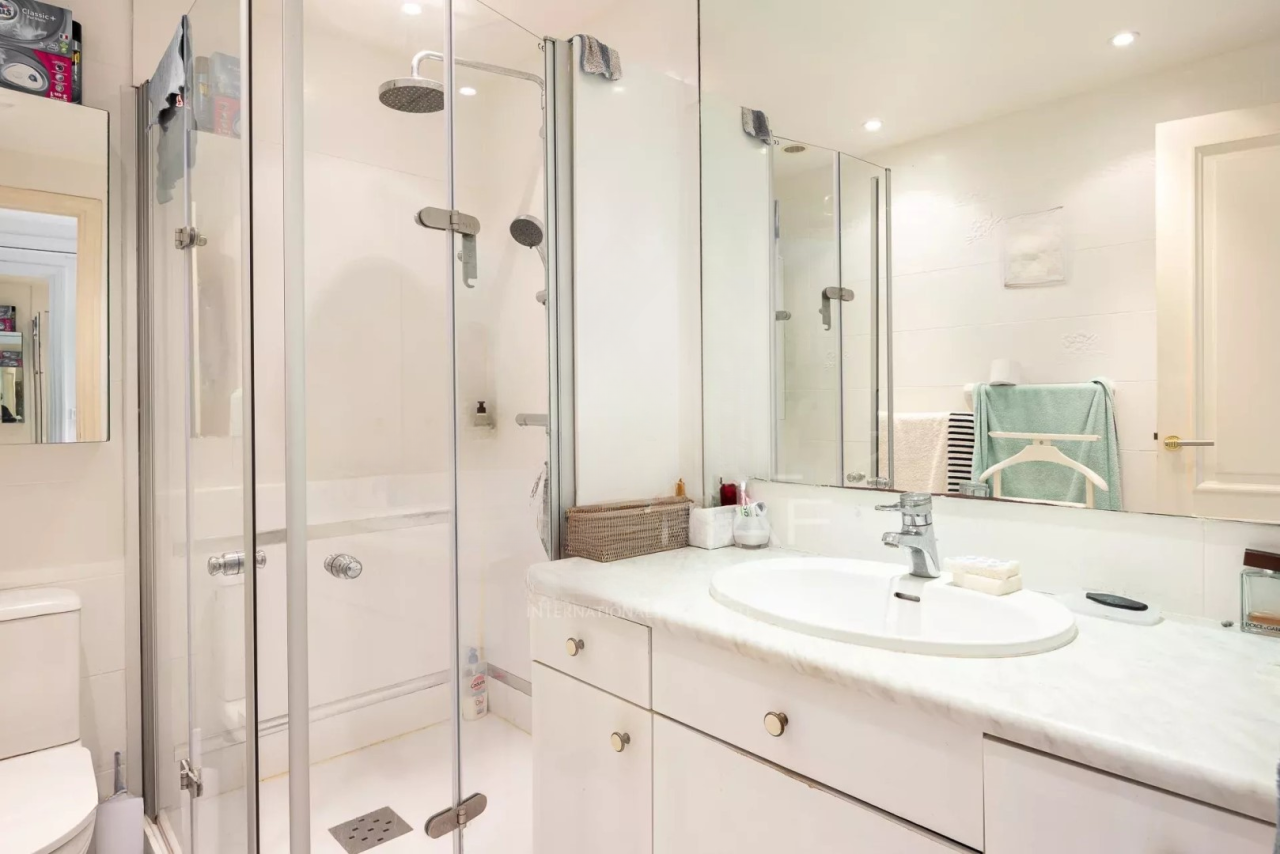 Квартира в Каннах, Франция, 103 м² - фото 11