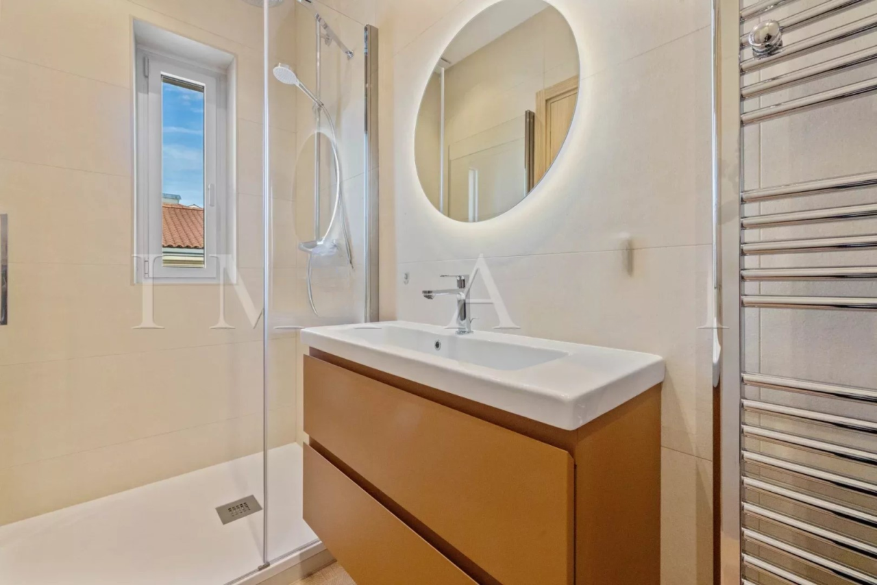 Квартира в Каннах, Франция, 85 м² - фото 13