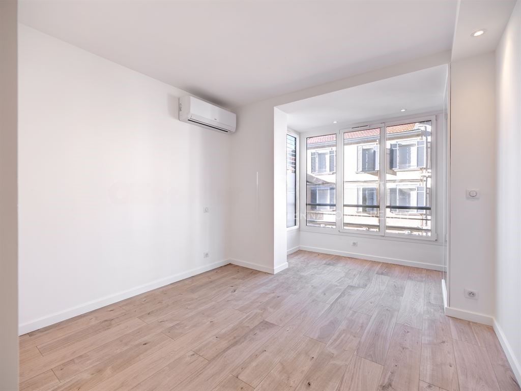 Квартира в Каннах, Франция, 73 м² - фото 14