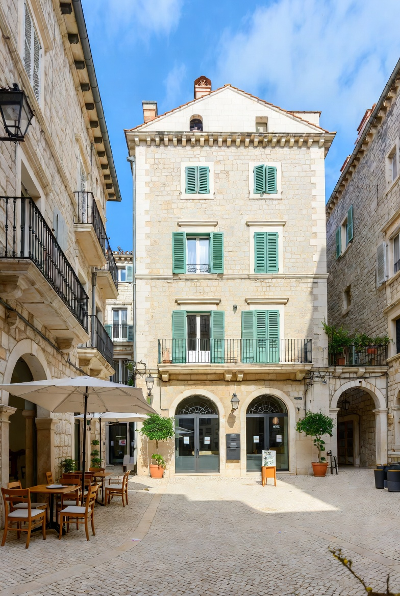 Отель, гостиница в Шибенике, Хорватия - фото 1