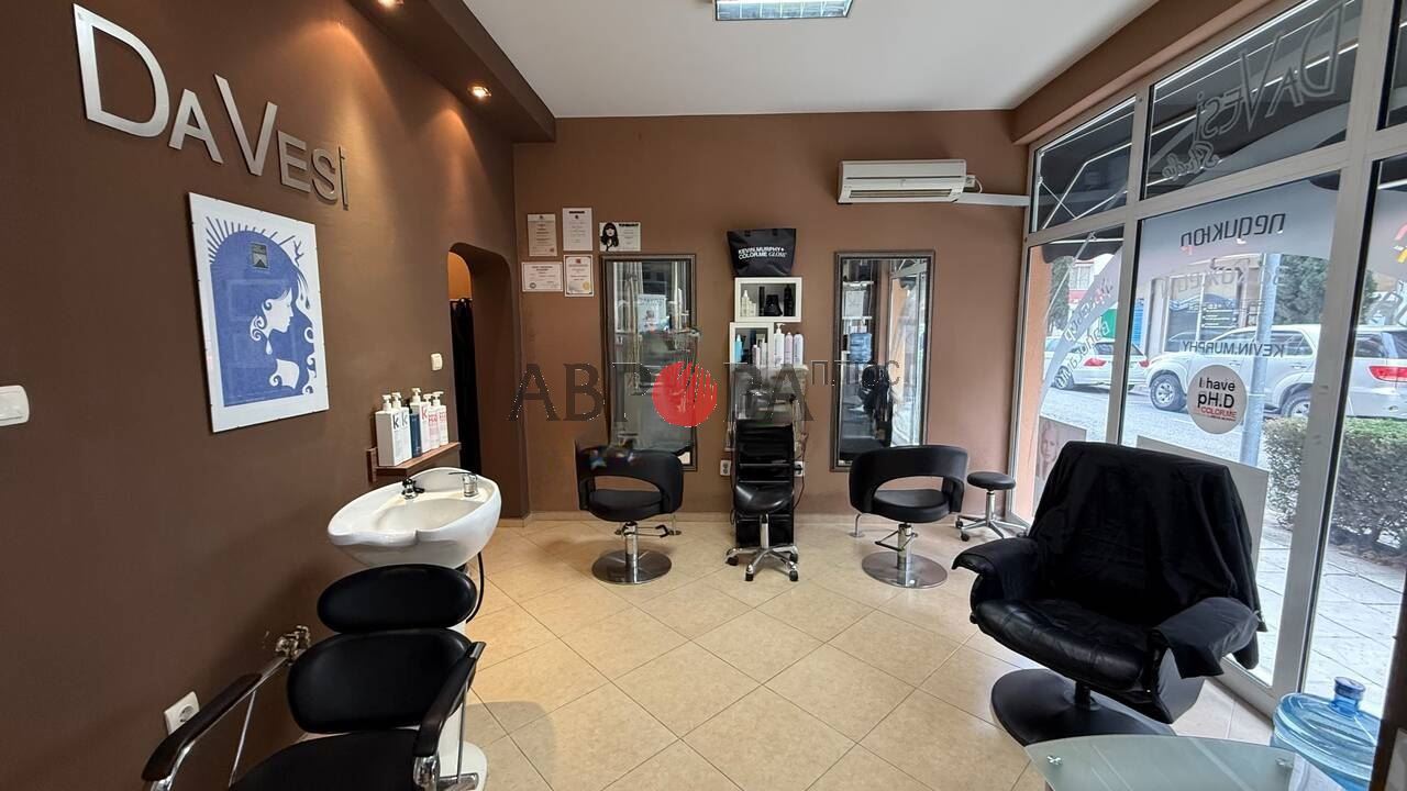 Магазин в Поморие, Болгария, 49 м² - фото 1