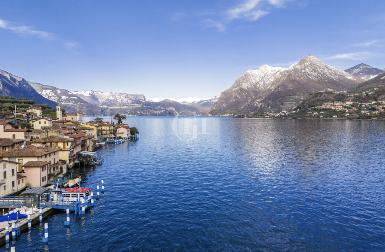 Поместье у озера Изео, Италия, 760 м² - фото 2