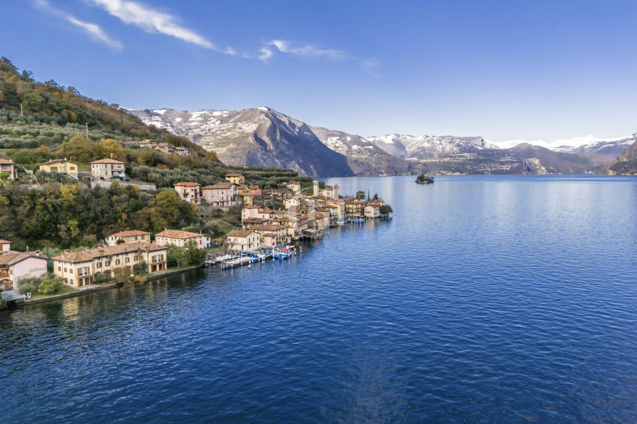 Поместье у озера Изео, Италия, 760 м² - фото 4