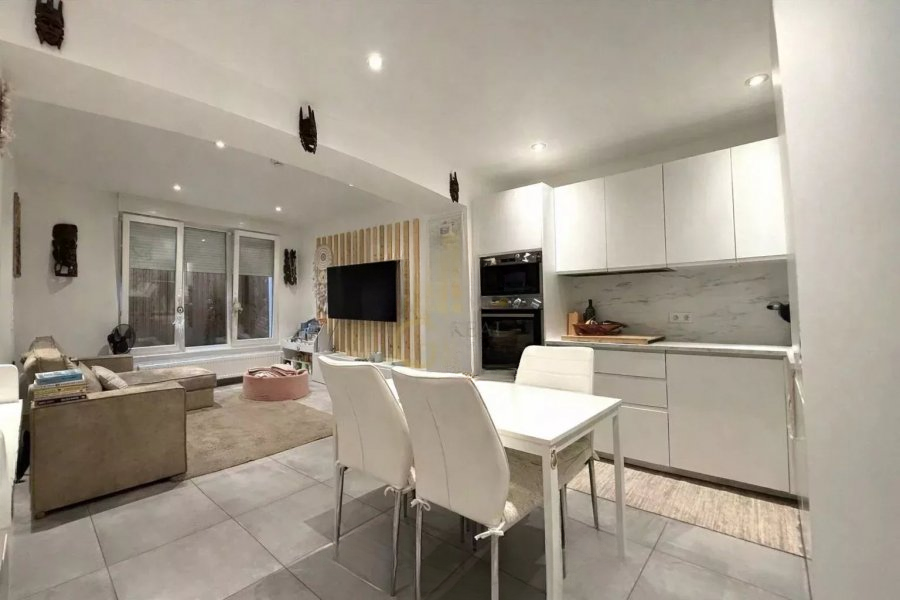 Квартира в Люксембурге, Люксембург, 49 м² - фото 2