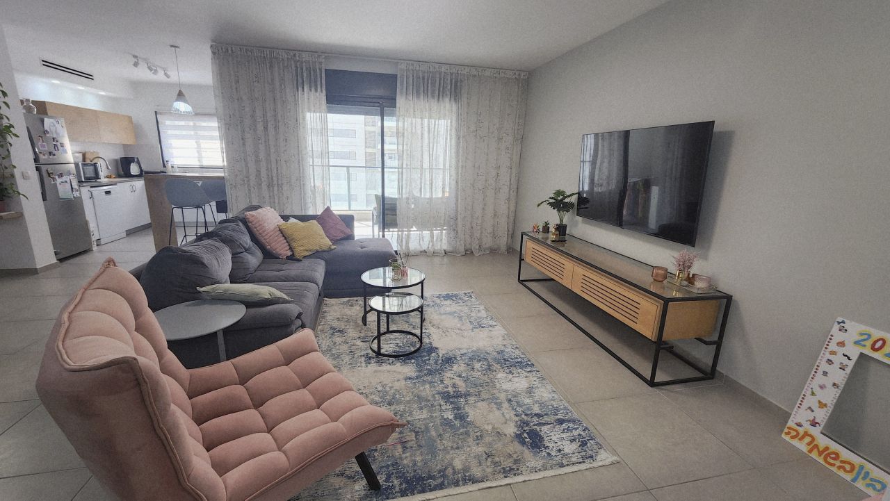 Квартира в Рош-ха-Аине, Израиль, 130 м² - фото 1