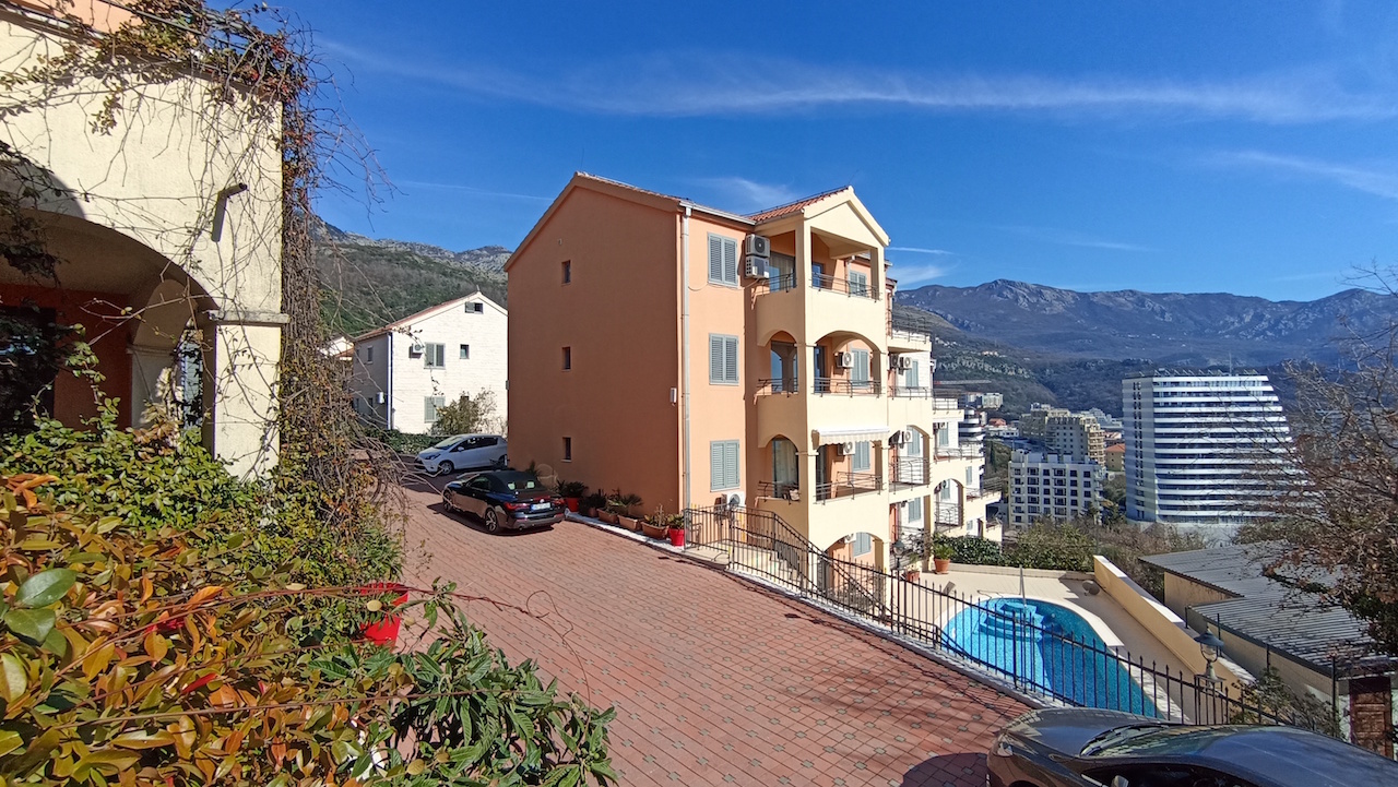 Квартира в Будве, Черногория, 106 м² - фото 5