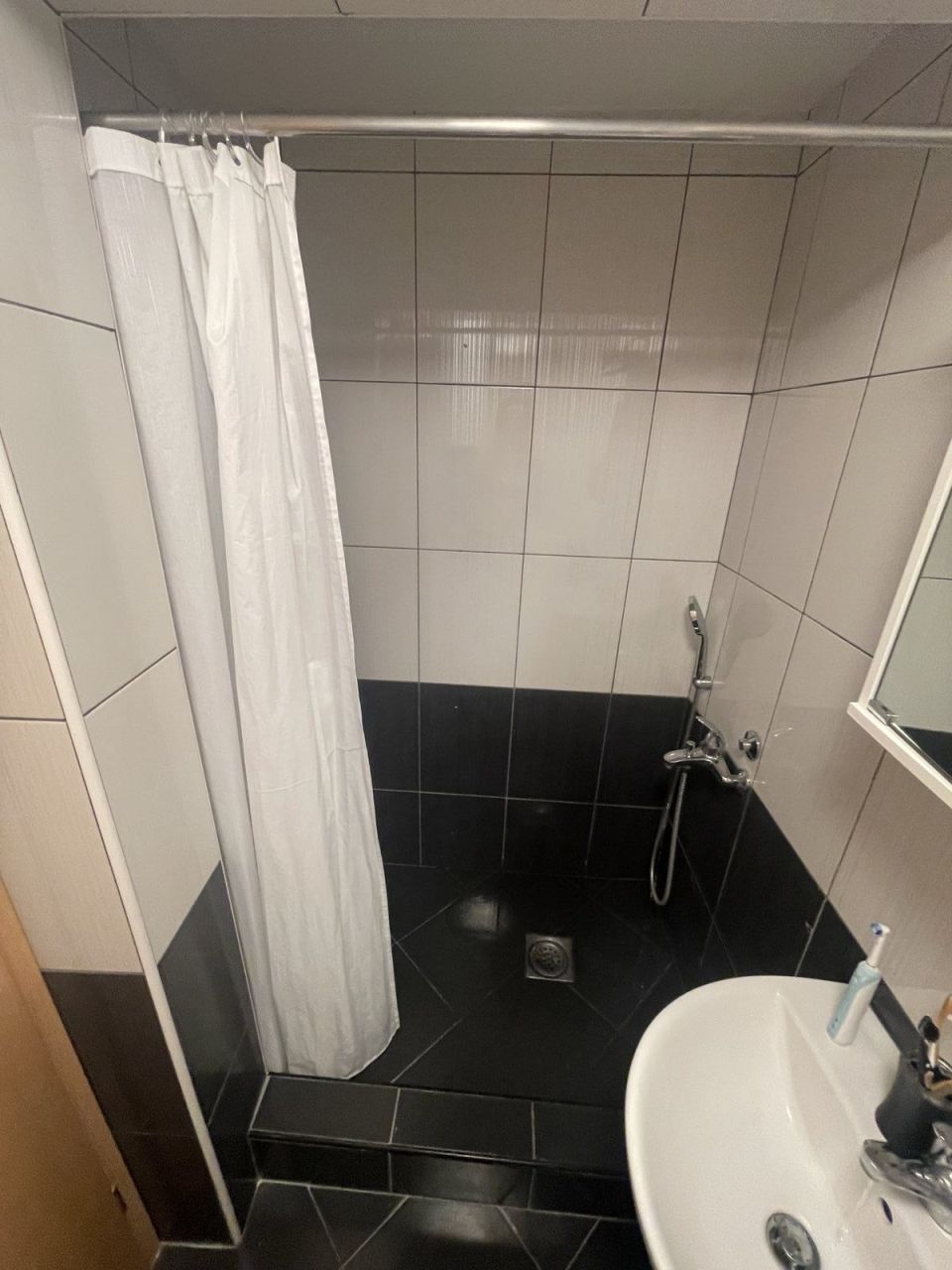 Квартира в Ластве, Черногория, 85 м² - фото 4