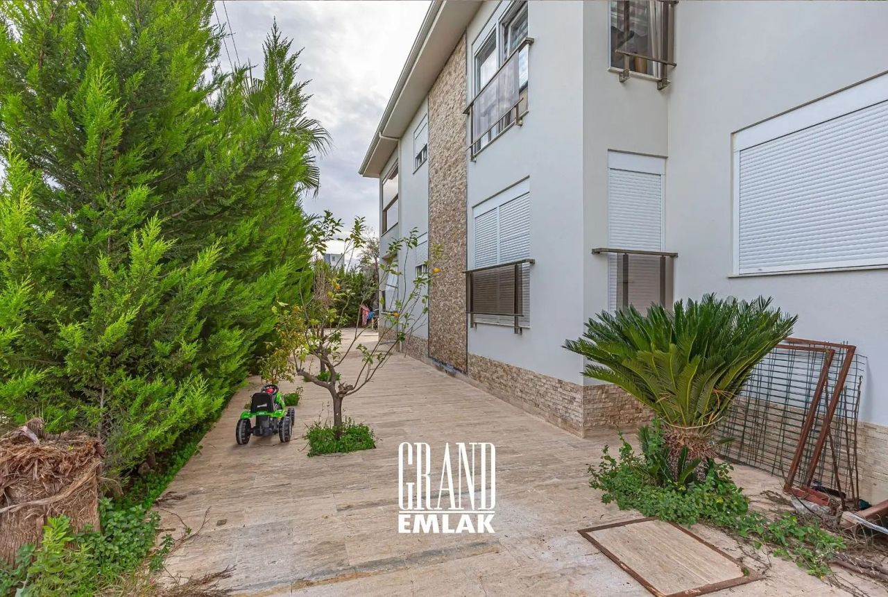 Вилла в Анталии, Турция, 320 м² - фото 2