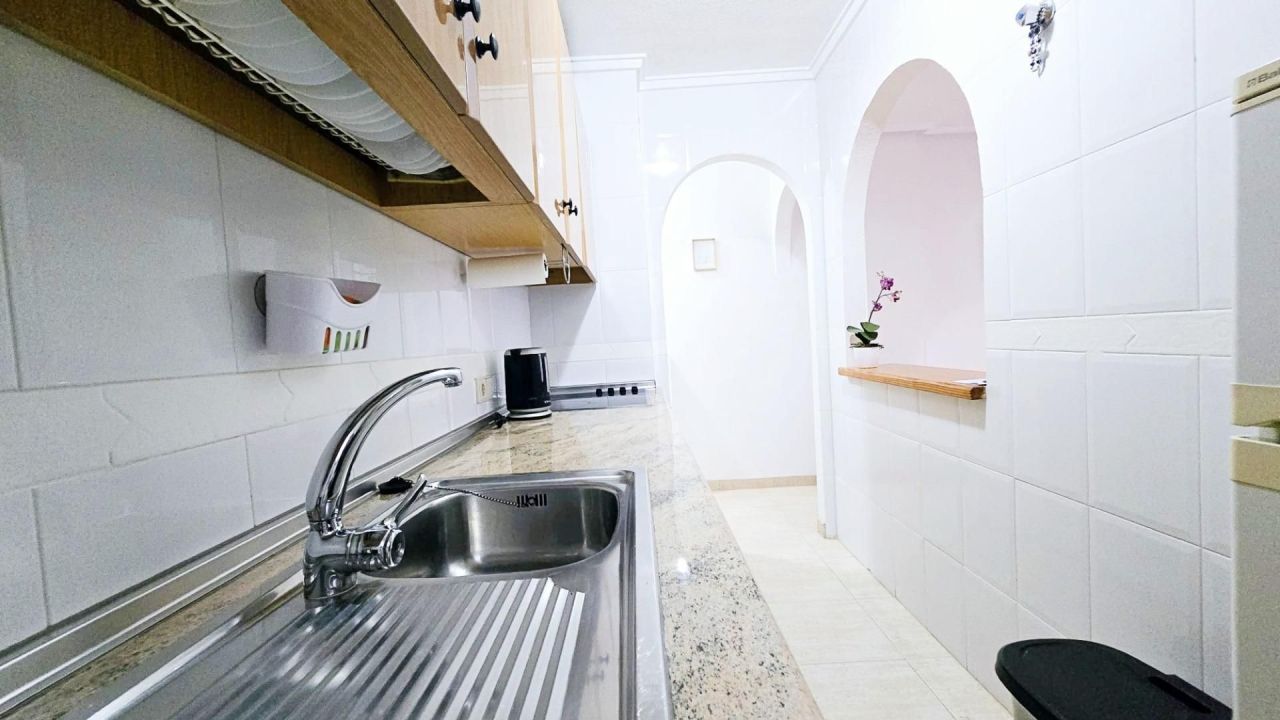 Квартира в Торревьехе, Испания, 65 м² - фото 13