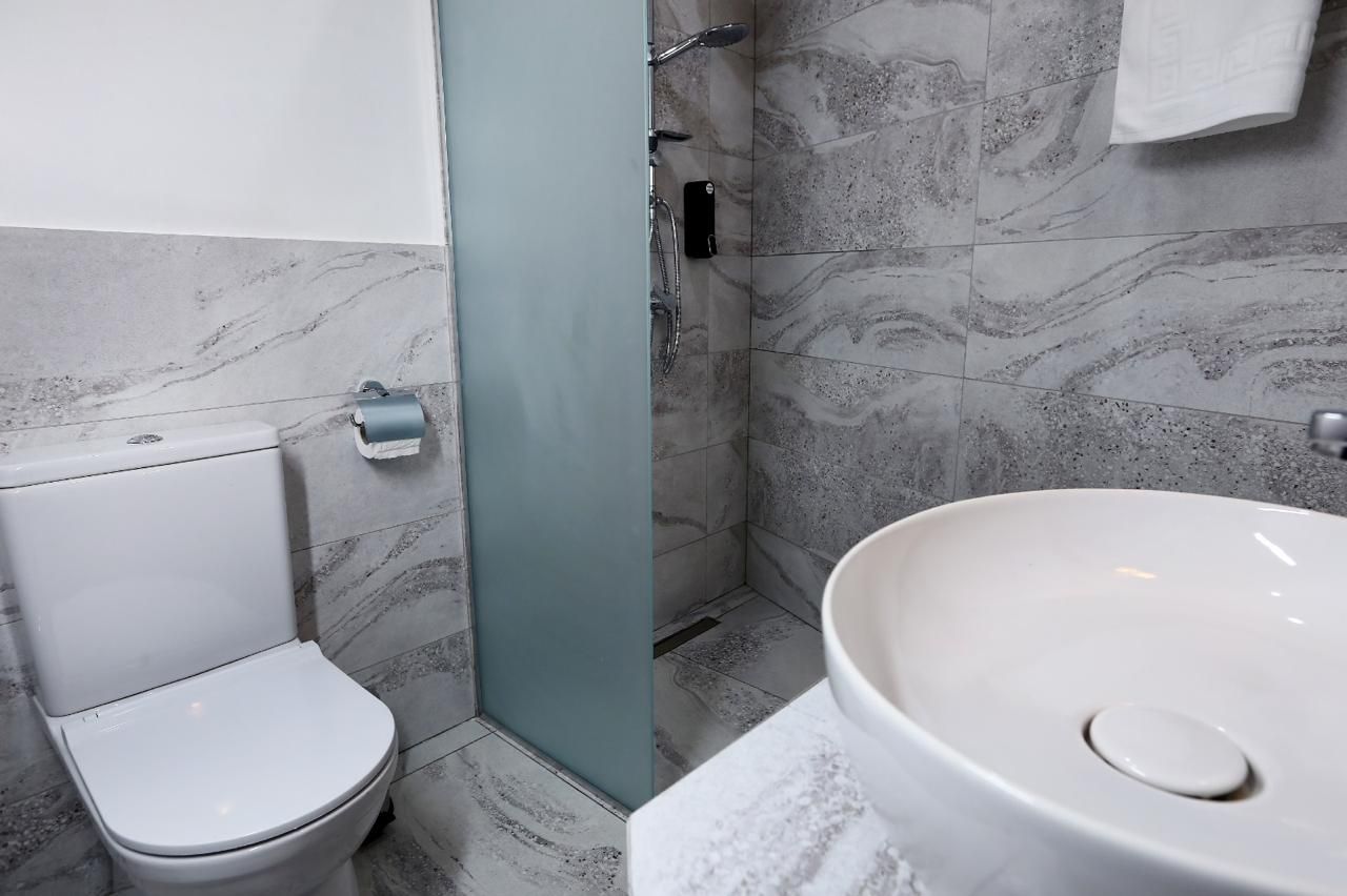 Отель, гостиница в Тбилиси, Грузия, 843 м² - фото 7